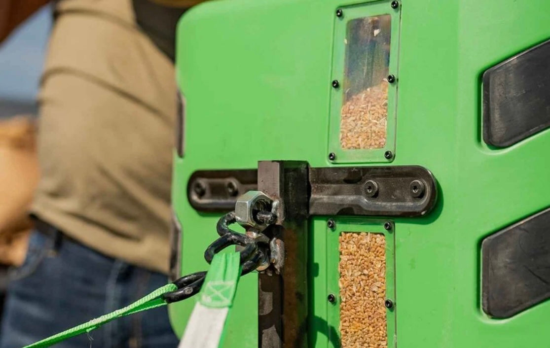 Hooyman 125 lb & ATV Spreader